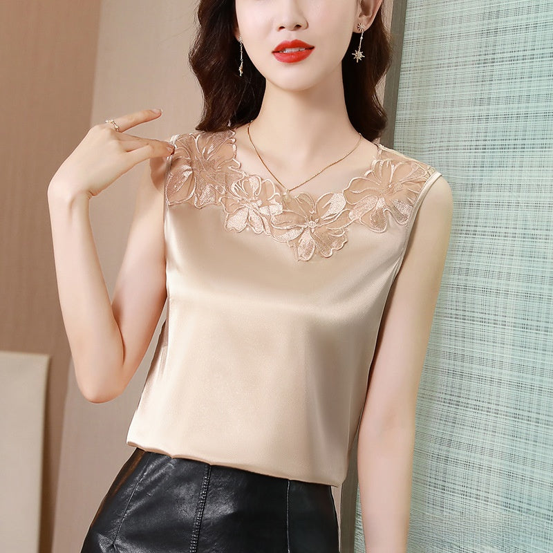 Base Shirt Large Size Sleeveless Top for Suit