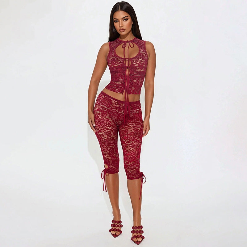 Lace Sleeveless Top and Capri Pants Set