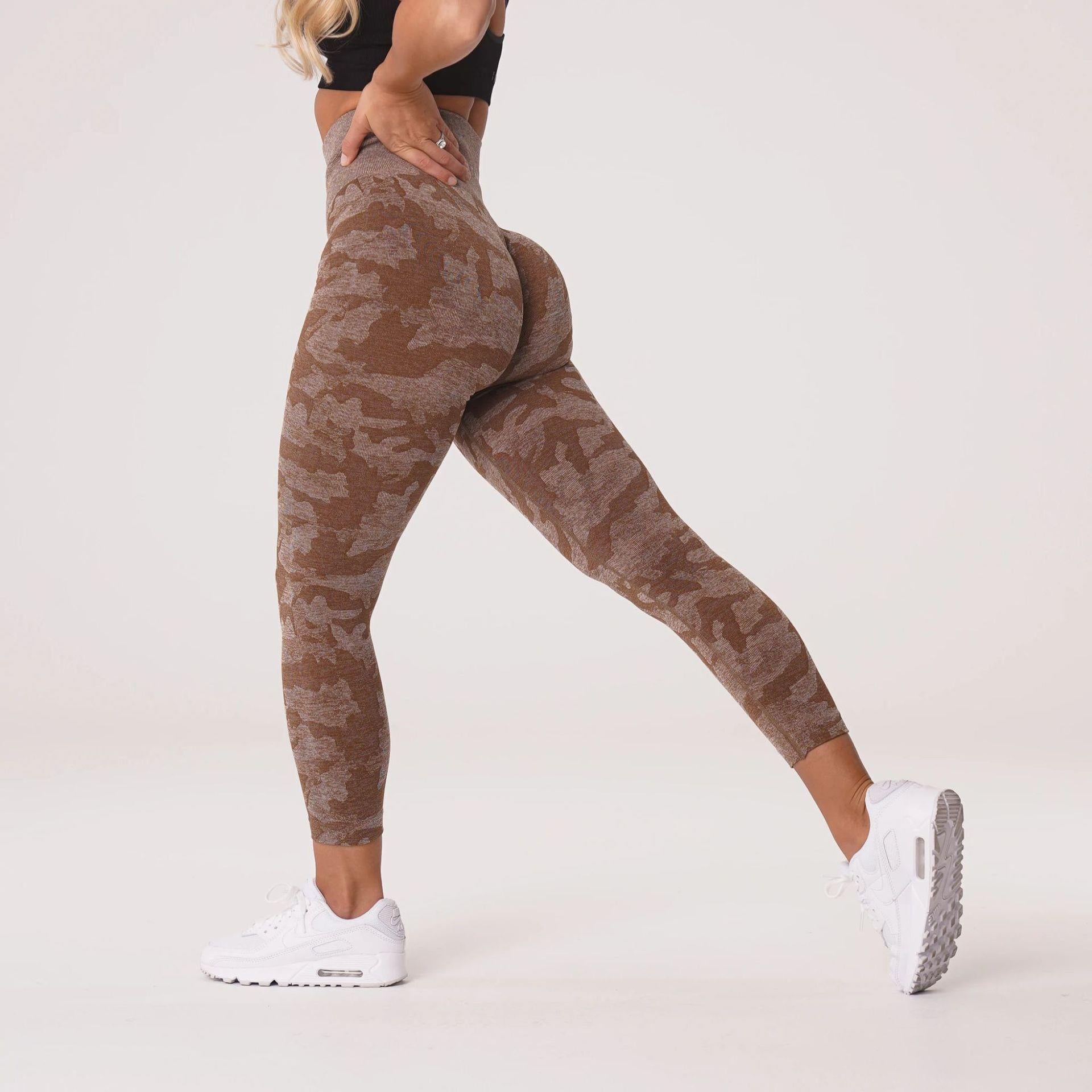 Snow-patterned camouflage yoga pants