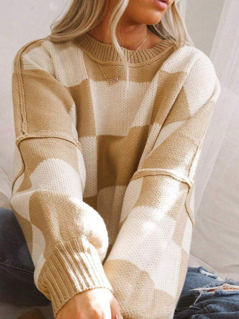 Grid pattern round-neck loose sweater