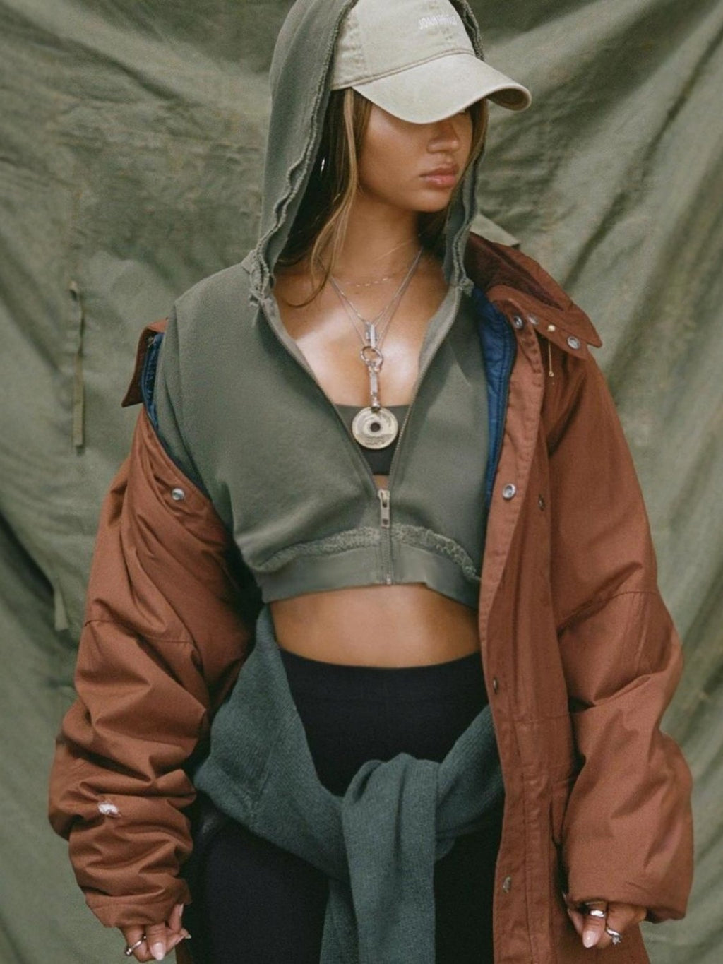 Vicktoria Short-sleeved sports hoodie