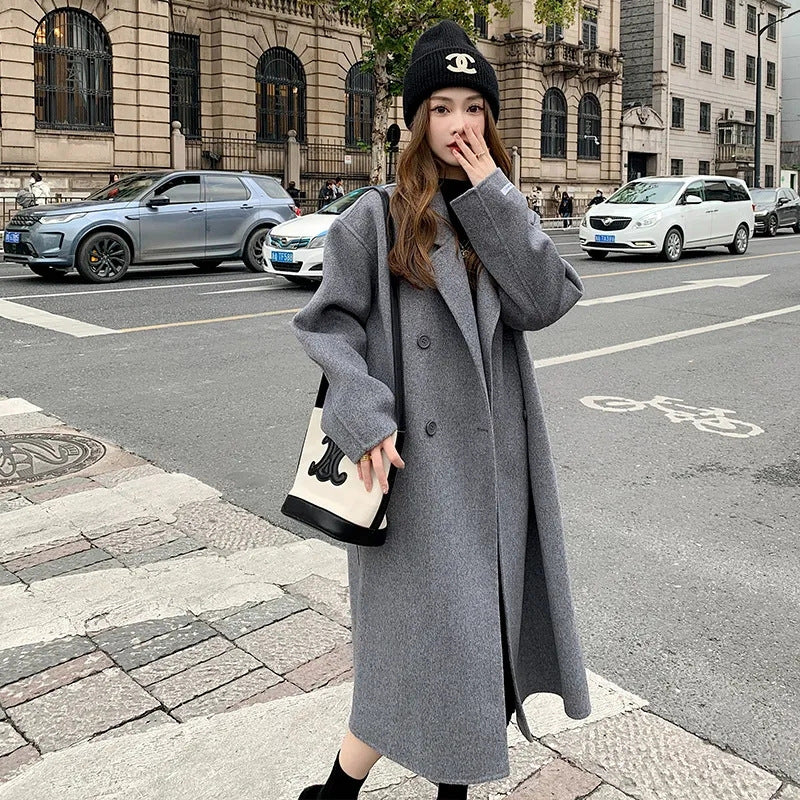 Women's woolen coats for autumn and winter