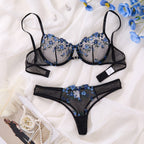 Floral interest lingerie set