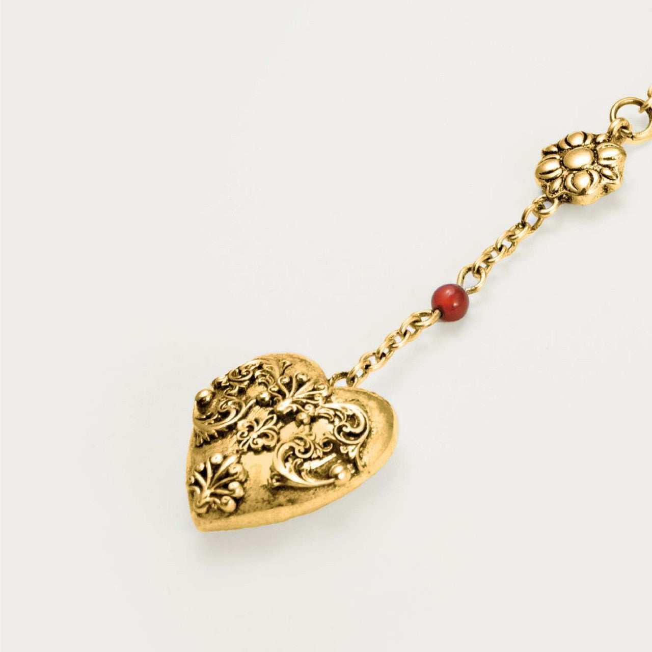 Vintage Heart Pendant with 18K Gold Plating