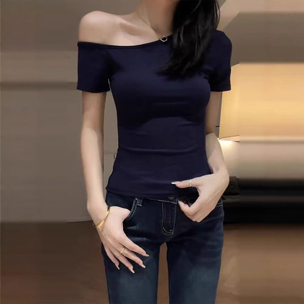 Off-the-shoulder short-sleeved T-shirt for women with sloping shoulders