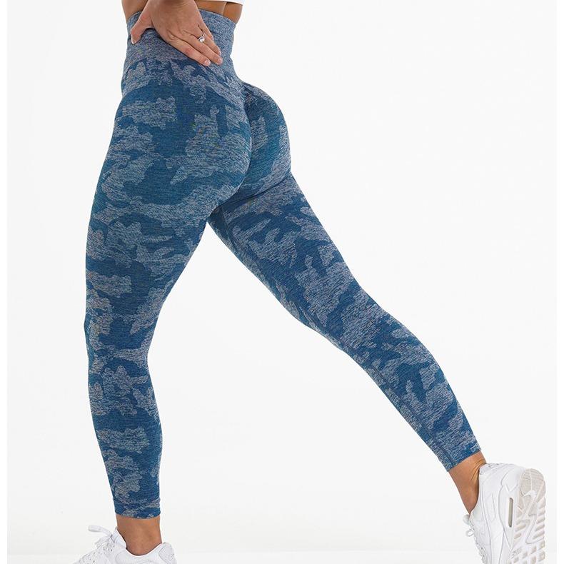 Snow-patterned camouflage yoga pants