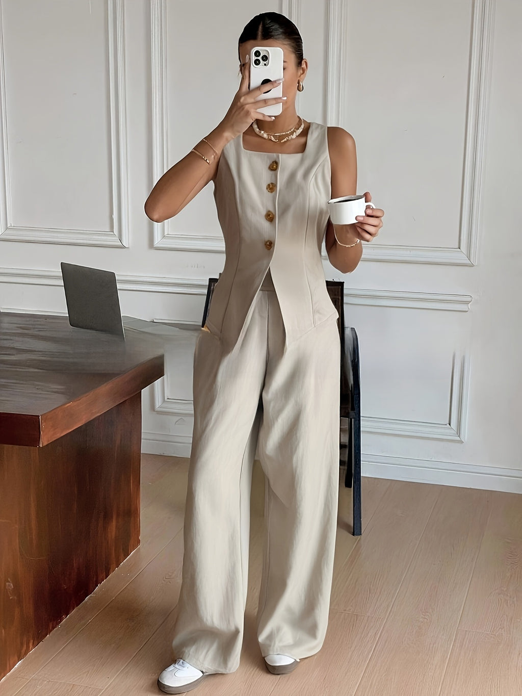 Izabel | Elegant Sleeveless Top and Trousers Set