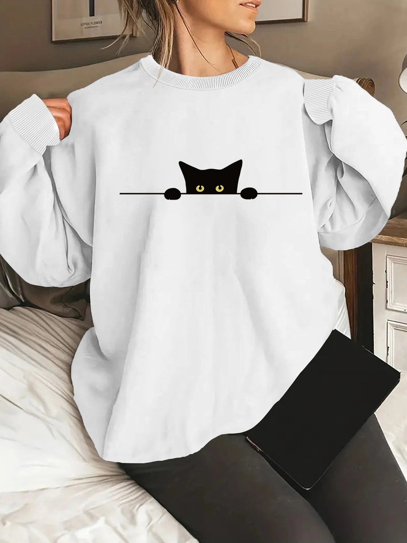 Cute Cat Print Sweatshirt