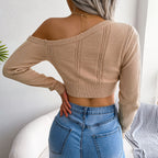 Off-the-shoulder long-sleeved knitted sweater