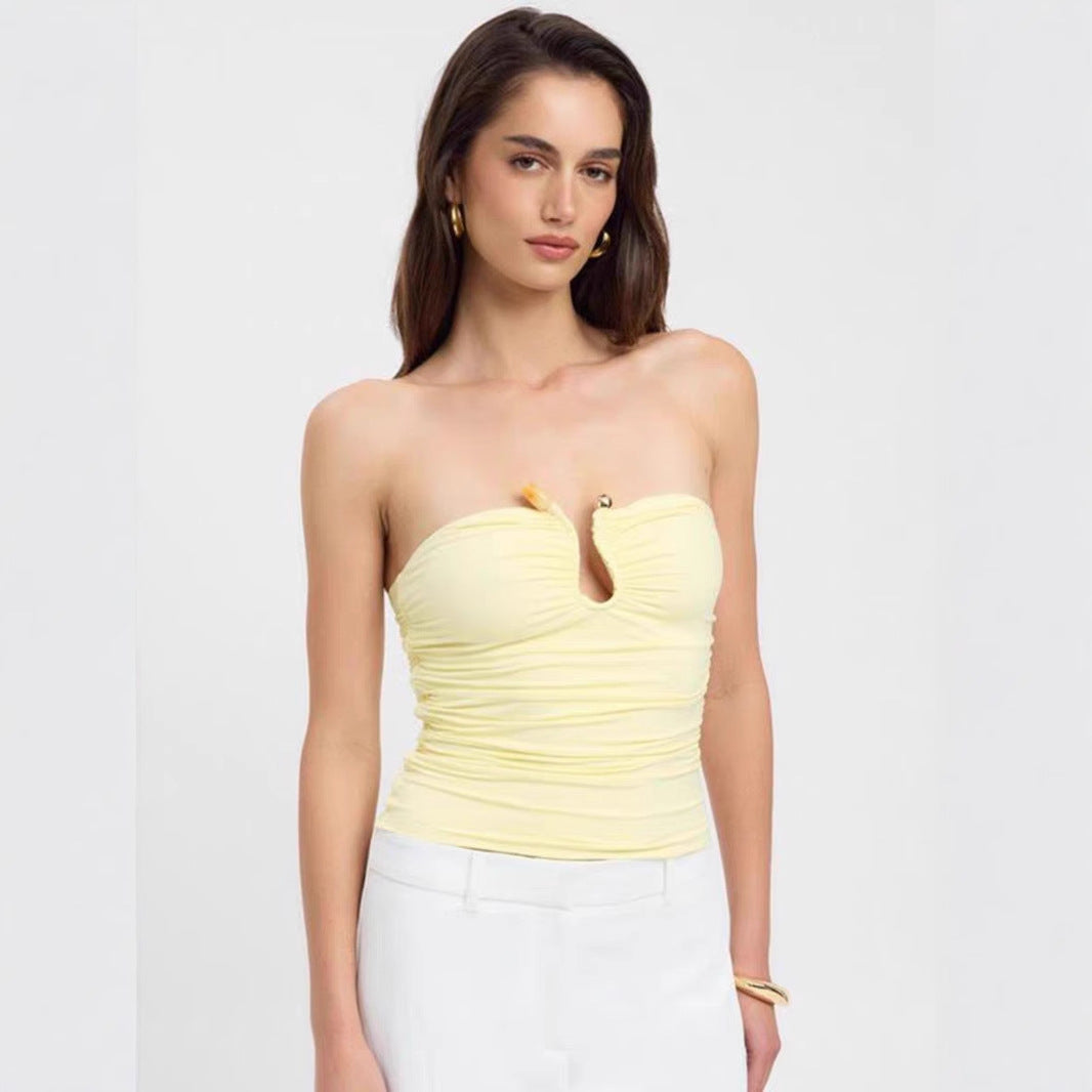 Three-dimensional decorative strapless stylish top